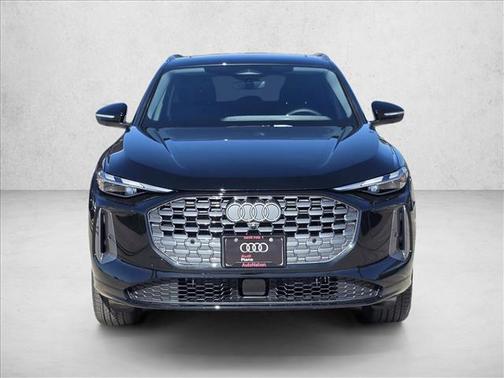 2025 Audi Q5 Premium TFSI quattro S tronic