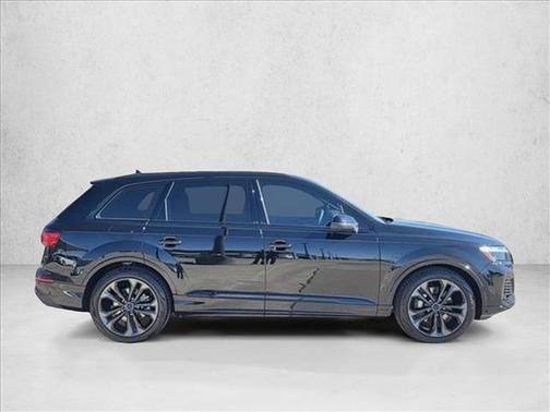 2026 Audi Q7 55 Premium Plus