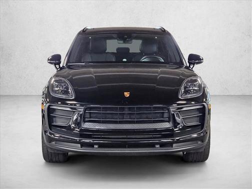2022 Porsche Macan AWD