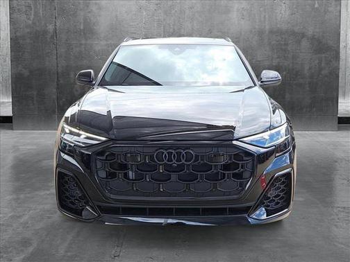 2025 Audi Q8 55 Premium Plus