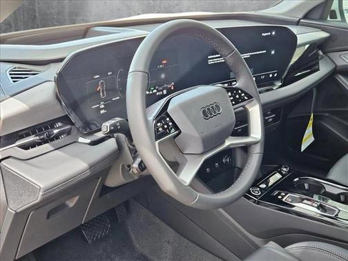 2025 Audi Q6 e-tron Premium Plus quattro