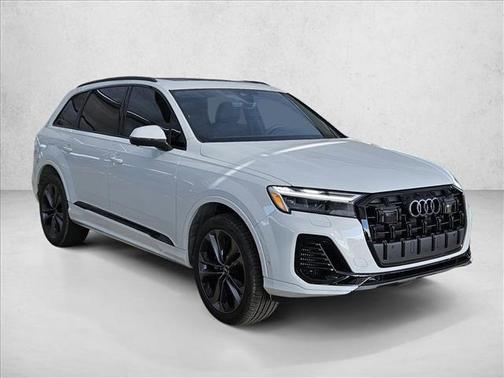 2025 Audi Q7 55 Premium Plus