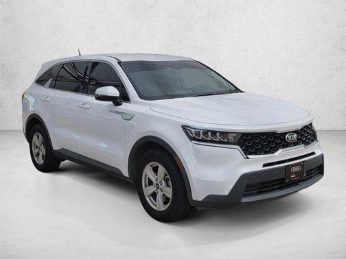Glacial White Pearl 2021 Kia Sorento LX