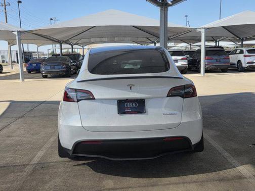2023 Tesla Model Y Performance Dual Motor All-Wheel Drive
