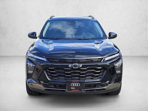 Mosaic Black Metallic 2026 Chevrolet Trax FWD ACTIV
