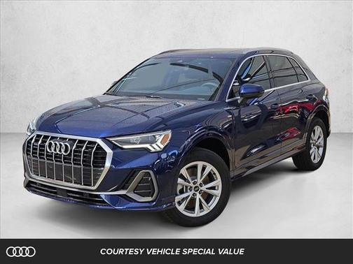 2025 Audi Q3 Premium 45 TFSI S line quattro Tiptronic