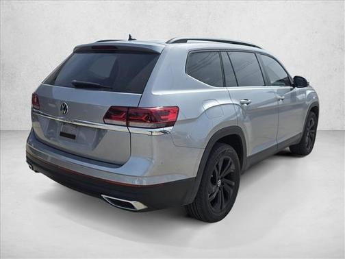 2022 Volkswagen Atlas 2.0T SE w/Technology