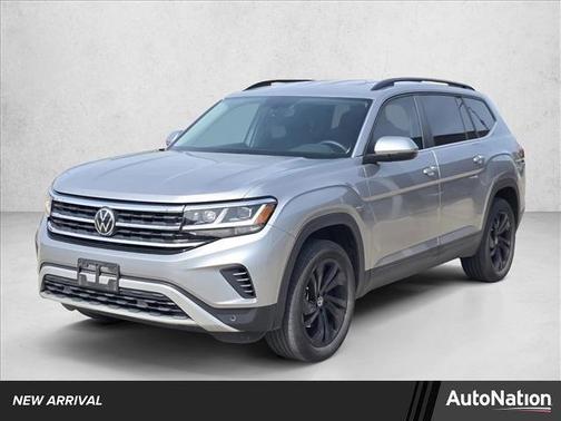 2022 Volkswagen Atlas 2.0T SE w/Technology