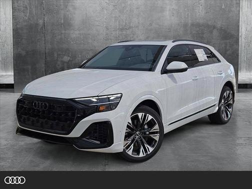2025 Audi Q8 55 Premium