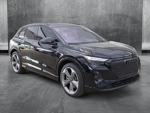 2025 Audi Q4 e-tron Premium Plus 55 quattro