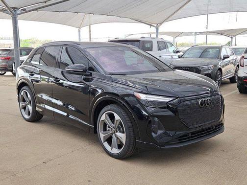 2025 Audi Q4 e-tron Premium Plus 55 quattro