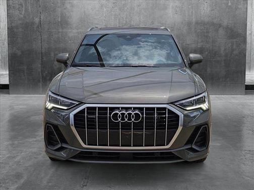 2024 Audi Q3 45 S line Premium Plus