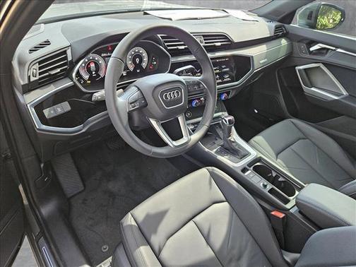 2024 Audi Q3 45 S line Premium Plus