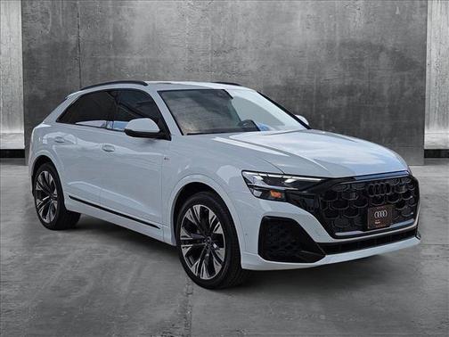 2025 Audi Q8 55 Premium Plus