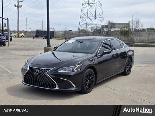 2022 Lexus ES 350 Base