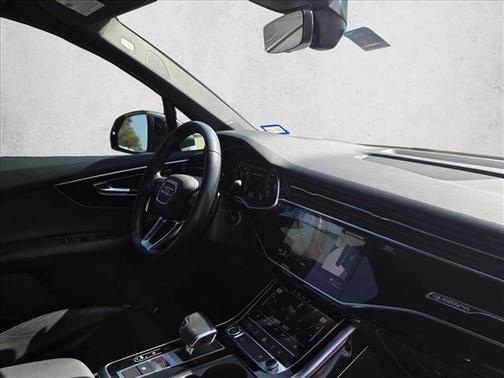 2021 Audi Q7 45 Premium Plus