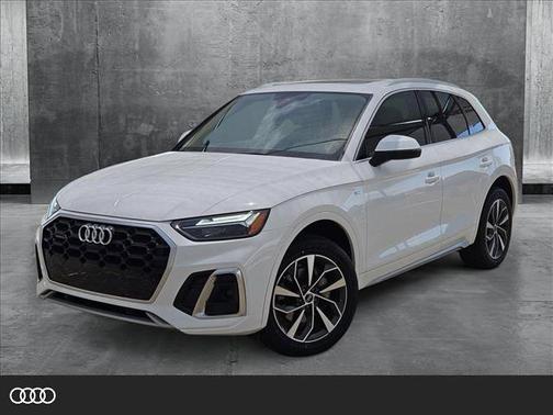 2023 Audi Q5 45 S line Premium Plus