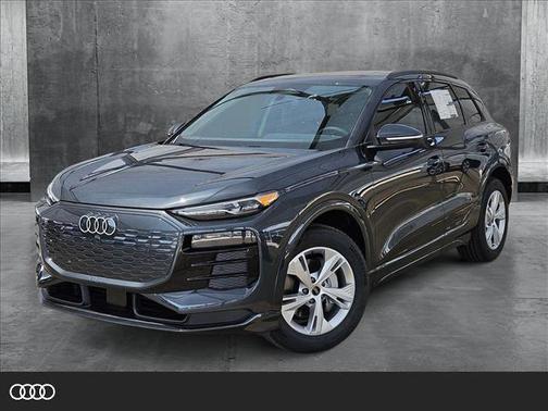 2025 Audi Q6 e-tron Premium