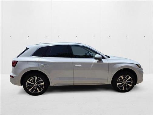 2025 Audi Q5 45 S line Premium Plus