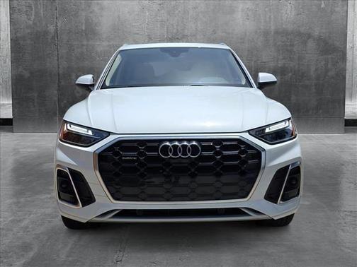 2025 Audi Q5 45 S line Premium Plus