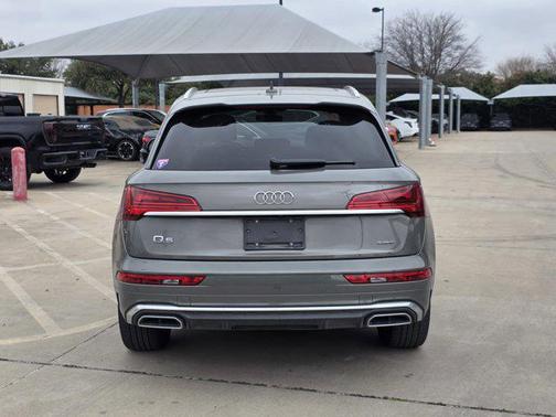 2023 Audi Q5 45 S line Premium Plus