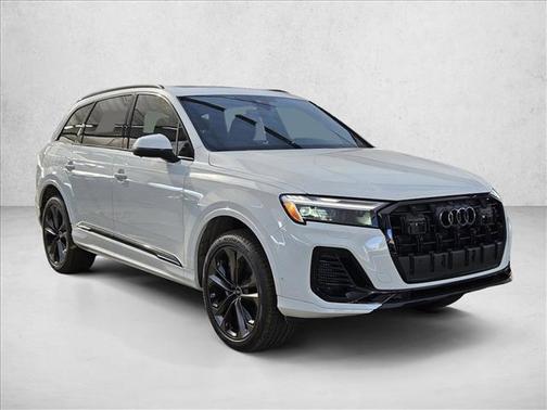 2025 Audi Q7 55 Premium Plus