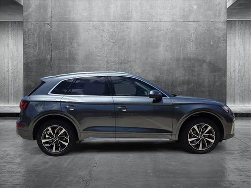 2025 Audi Q5 45 S line Premium Plus