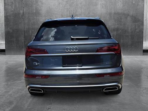 2025 Audi Q5 45 S line Premium Plus