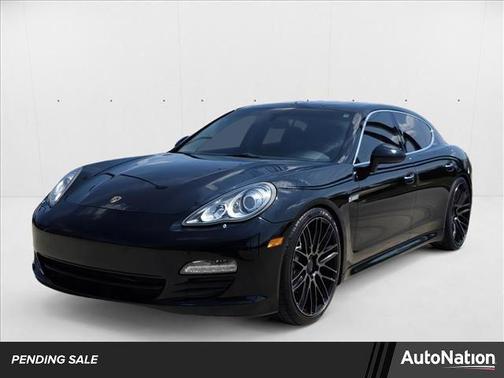 2011 Porsche Panamera 4