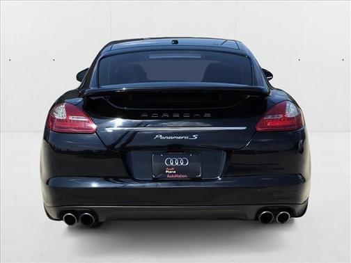 2011 Porsche Panamera 4
