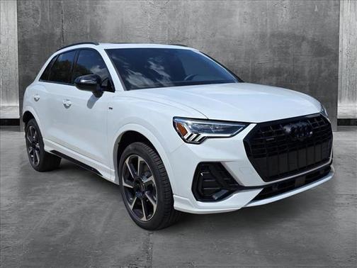 2025 Audi Q3 45 S line Premium Plus