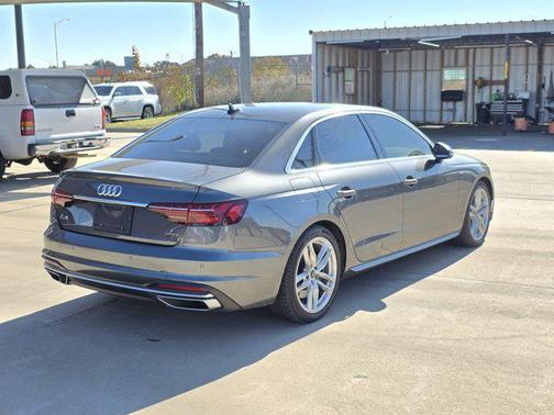 2023 Audi A4 45 S line Premium Plus