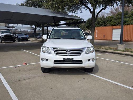 2009 Lexus LX 570 Base