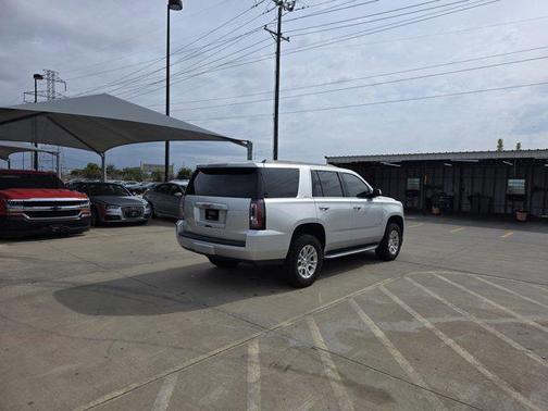 2017 GMC Yukon SLT