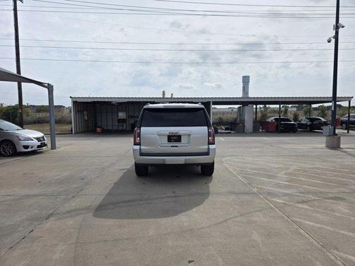 2017 GMC Yukon SLT
