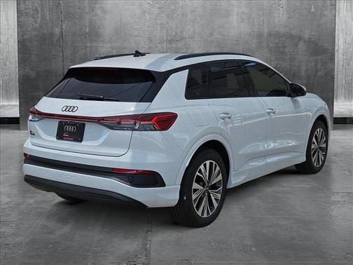 2025 Audi Q4 e-tron Premium 45 RWD