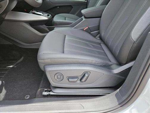 2025 Audi Q4 e-tron Premium 45 RWD