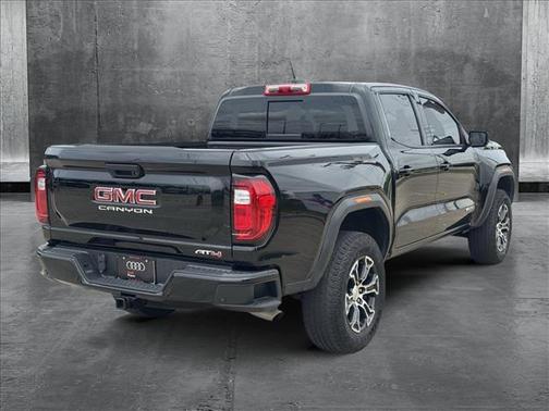 2023 GMC Canyon Base