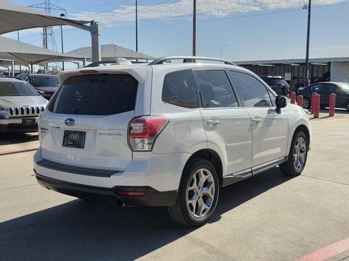 2017 Subaru Forester 2.5i Touring