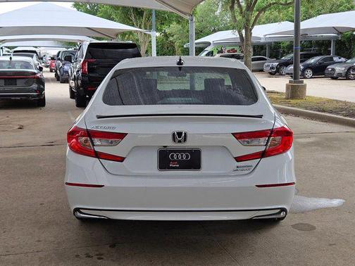 2022 Honda Accord Hybrid Base
