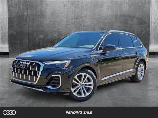 2025 Audi Q7 55 Premium Plus