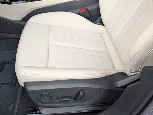 2025 Audi A6 e-tron Premium