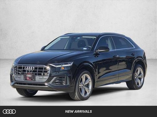2022 Audi Q8 55 Premium