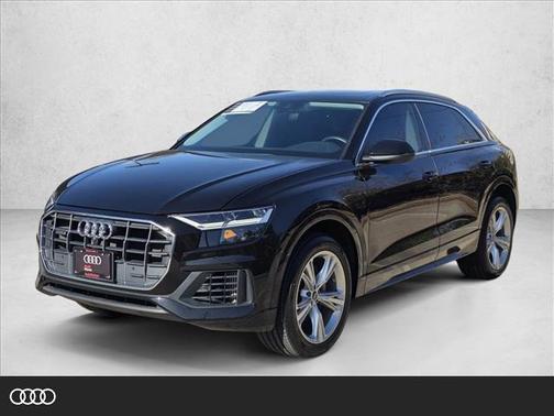 2022 Audi Q8 55 Premium