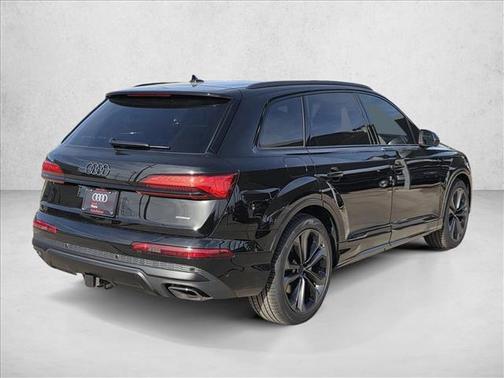 2026 Audi Q7 55 Premium Plus