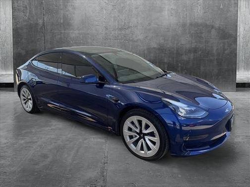 2022 Tesla Model 3 Standard Range