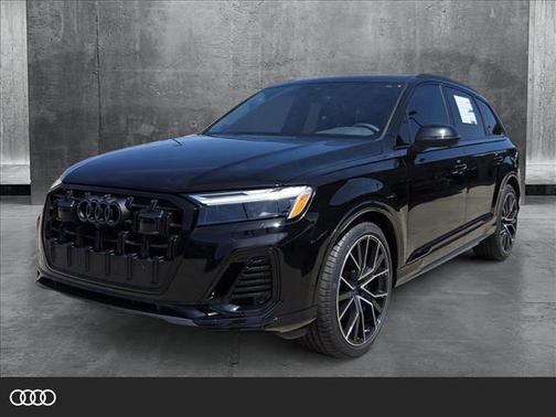 2025 Audi Q7 55 Premium Plus