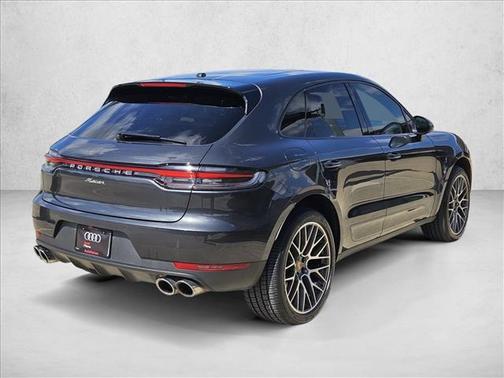 Volcano Grey Metallic 2020 Porsche Macan Macan