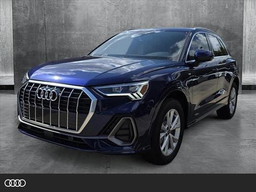 2025 Audi Q3 Premium 45 TFSI S line quattro Tiptronic