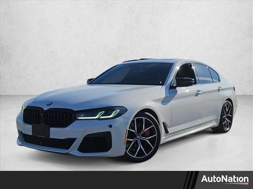 Alpine White 2022 BMW M550 i Xdrive